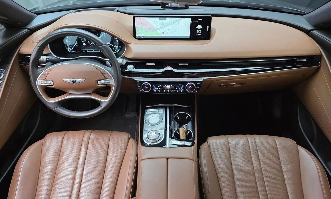 Genesis G80 — фото 10