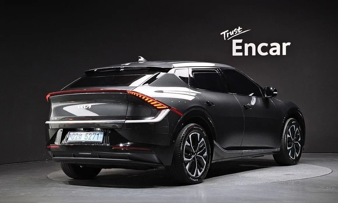 Kia EV6 — фото 6