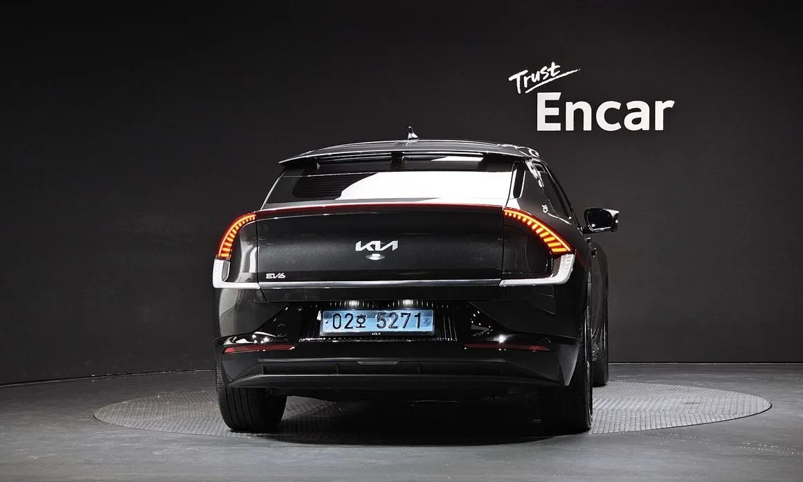 Kia EV6 — фото 2