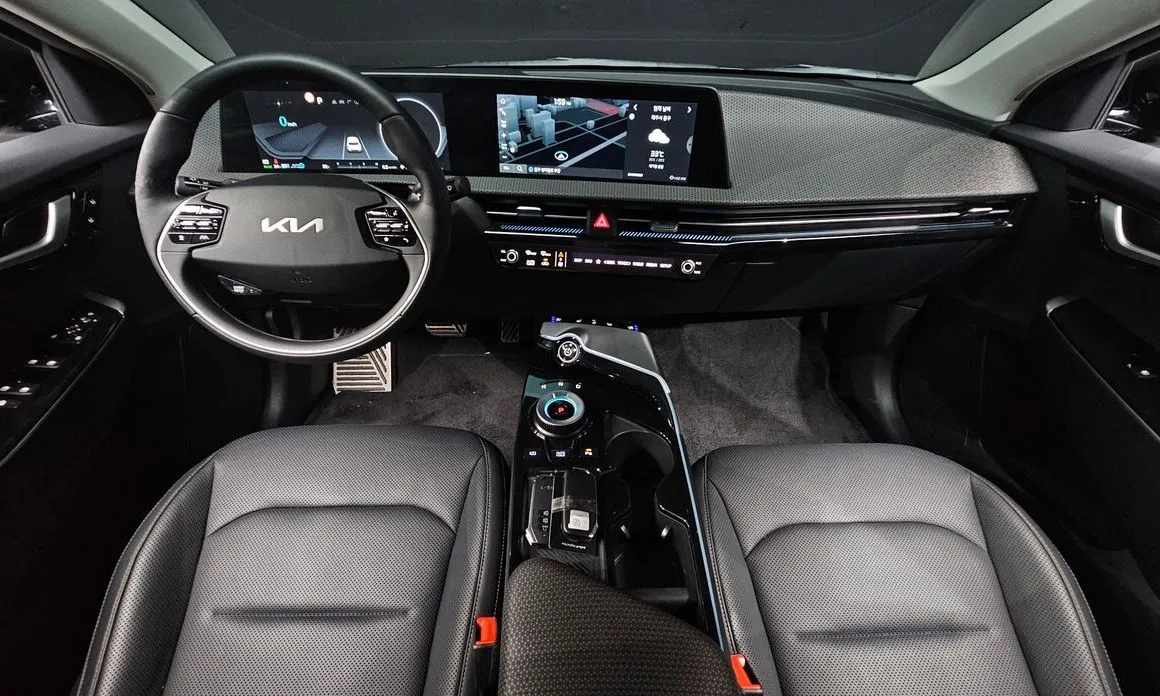 Kia EV6 — фото 8