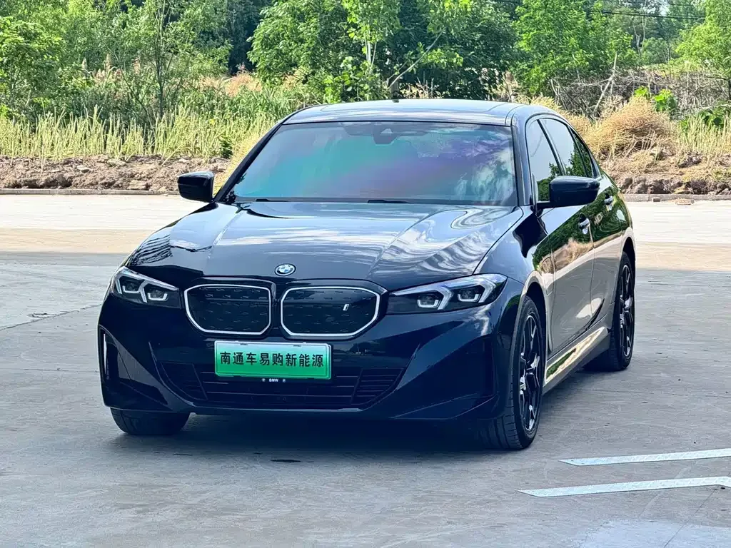 BMW i3 — фото 1
