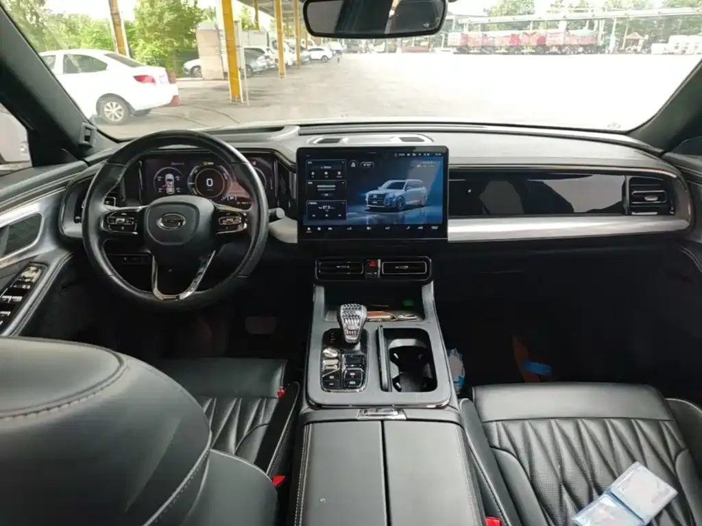 GAC Motor Trumpchi GS8 — фото 2