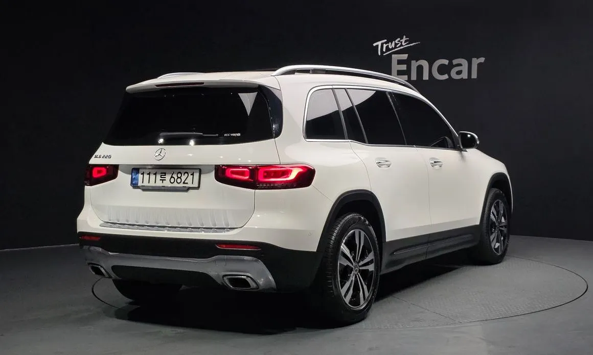 Mercedes-Benz GLB-Class — фото 3