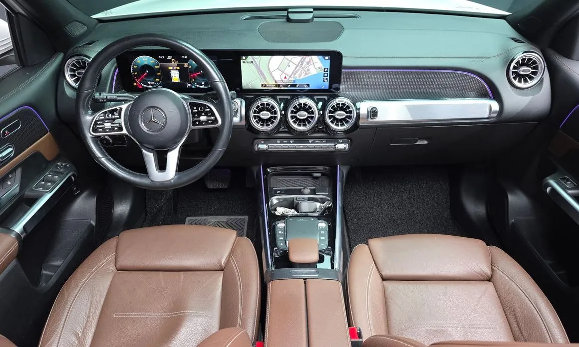 Mercedes-Benz GLB-Class — фото 10