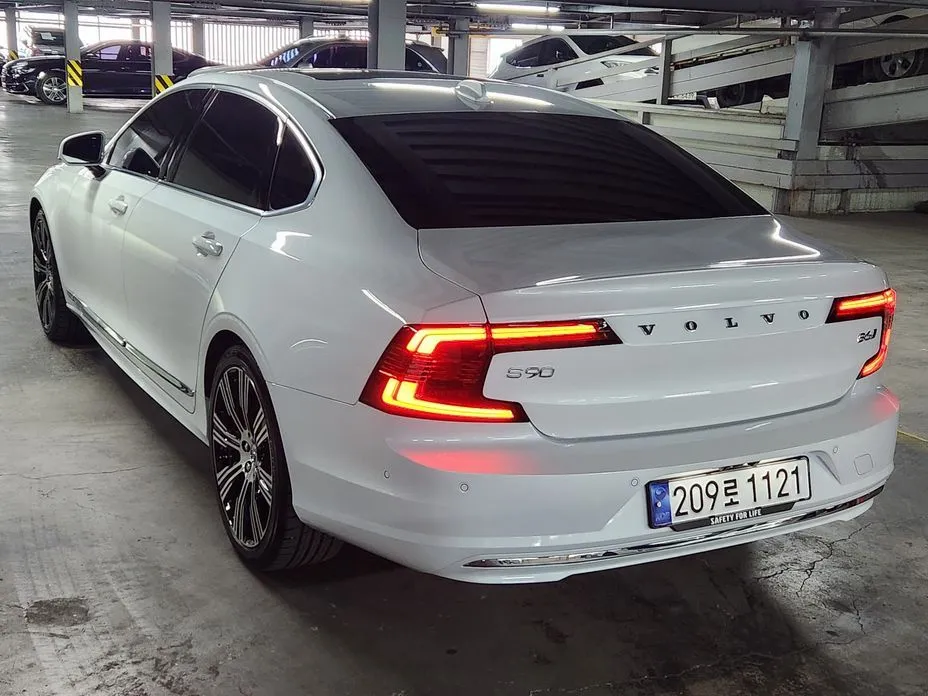 Volvo S90 — фото 5