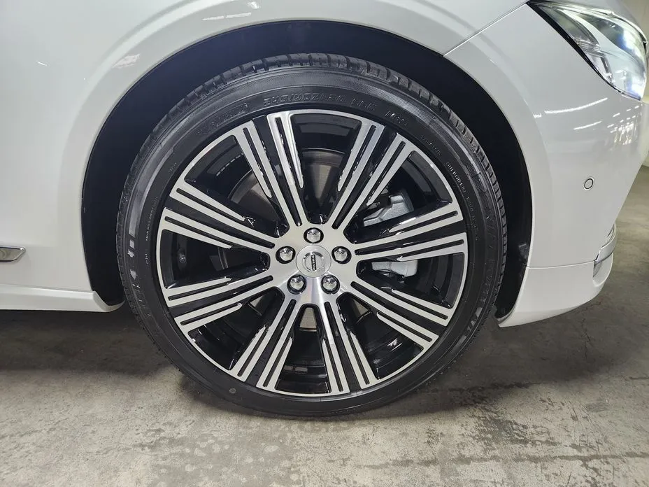 Volvo S90 — фото 10