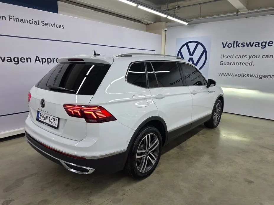 Volkswagen Tiguan — фото 7
