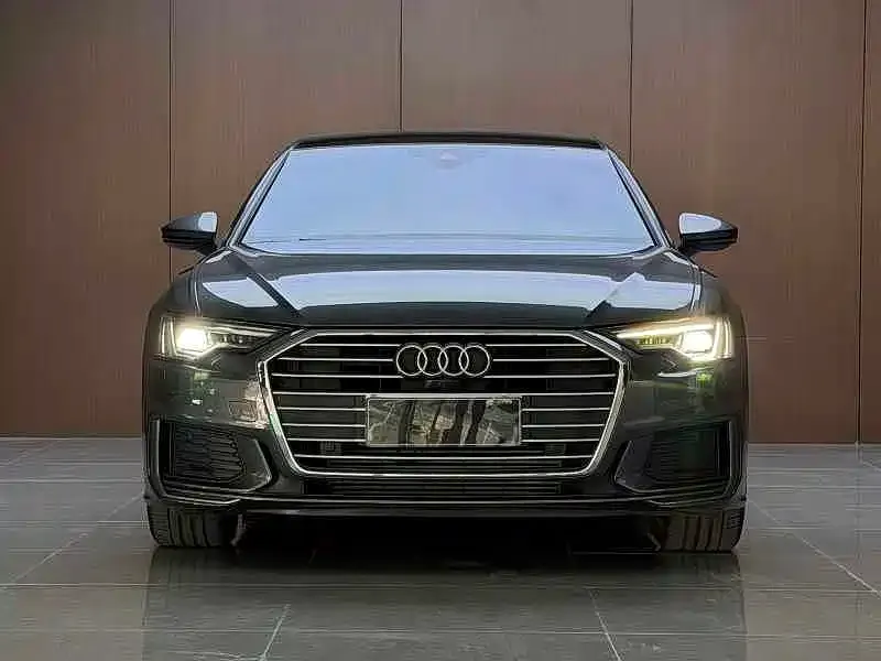 Audi A6L — фото 7