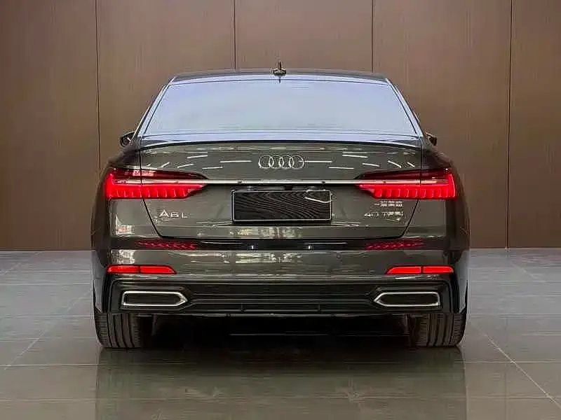 Audi A6L — фото 8