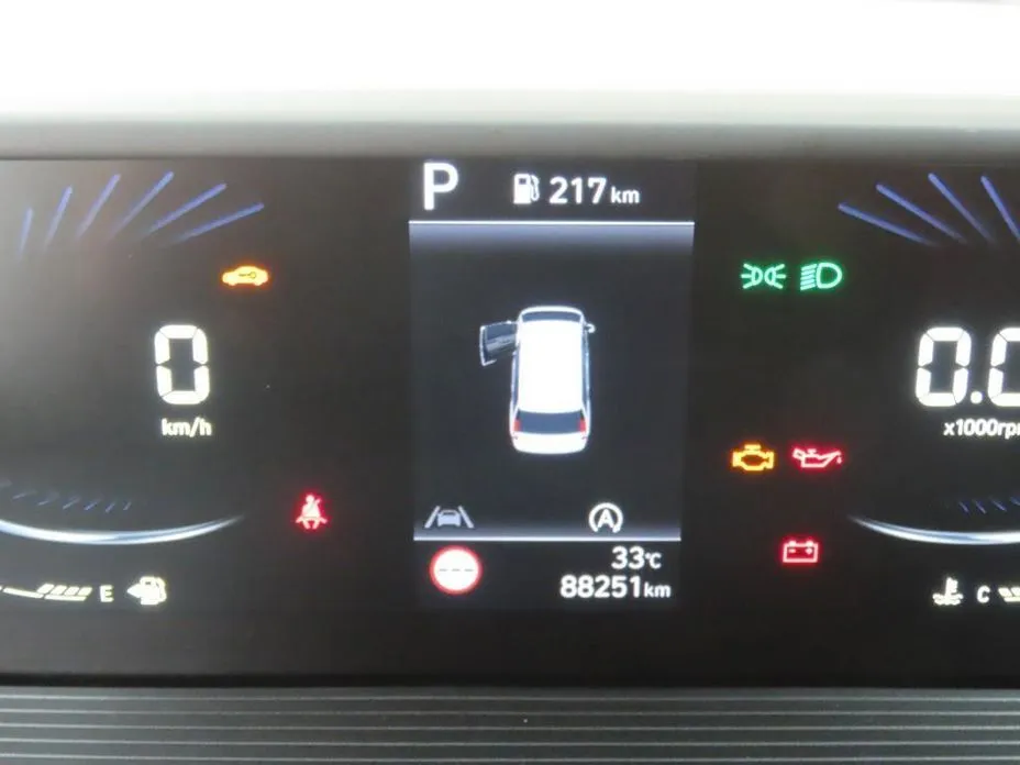 Hyundai Staria — фото 2