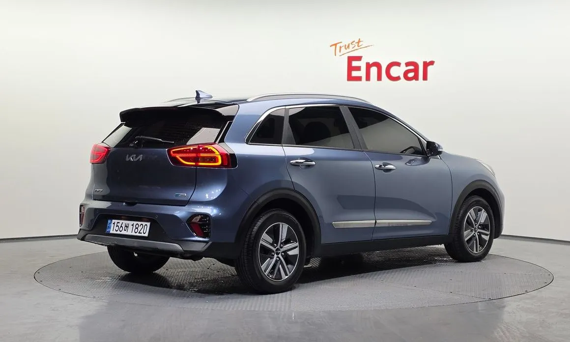 Kia Niro — фото 6