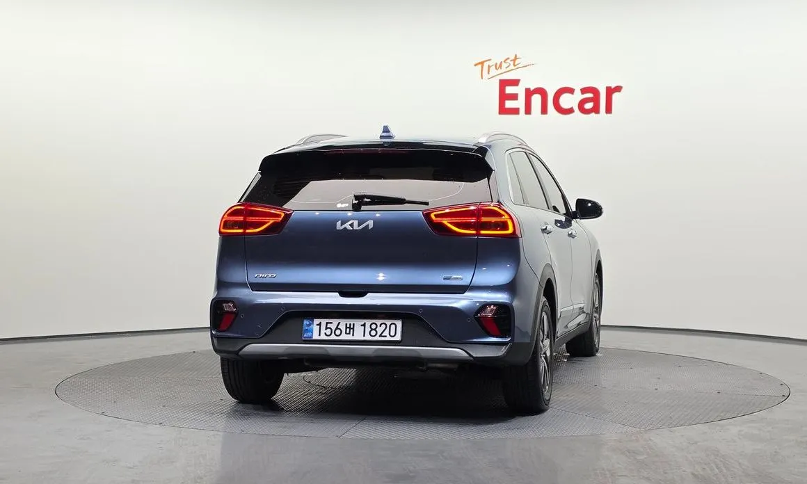 Kia Niro — фото 4