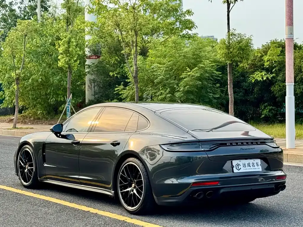 Porsche Panamera — фото 10
