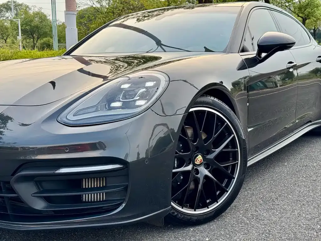 Porsche Panamera — фото 3