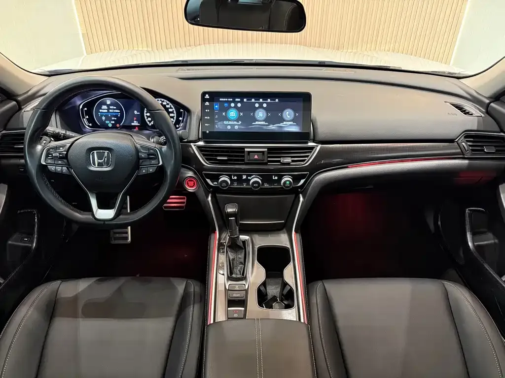 Honda Accord — фото 9