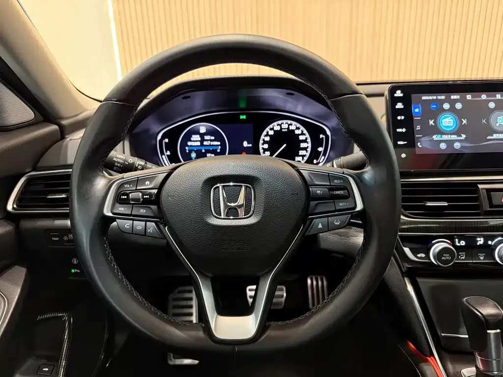Honda Accord — фото 2