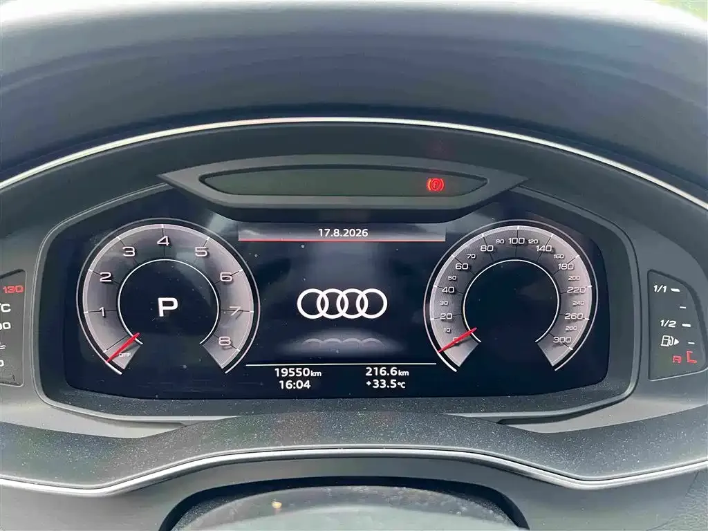Audi A7L — фото 2