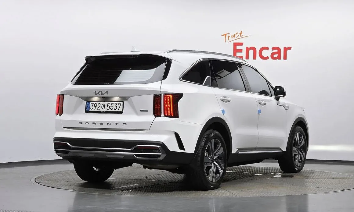 Kia Sorento — фото 4