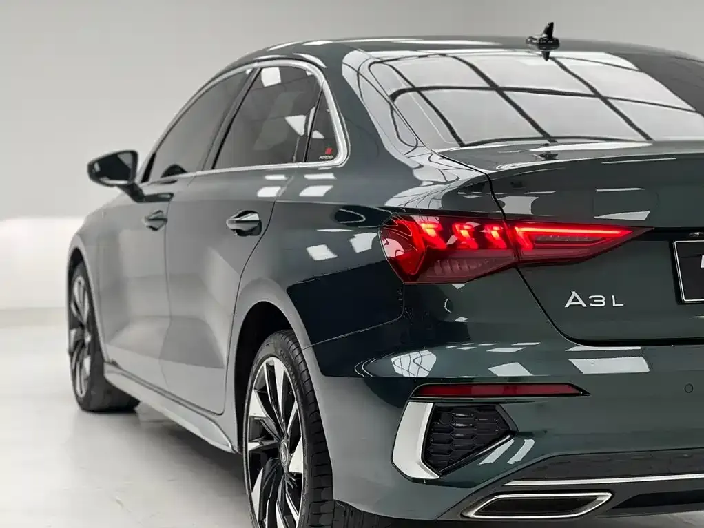 Audi A3 — фото 8