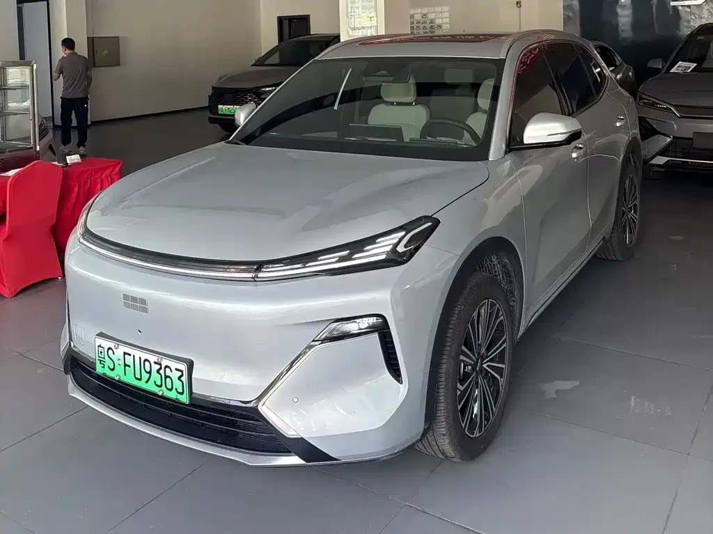 Geely Galaxy Xingjian 7 — фото 1