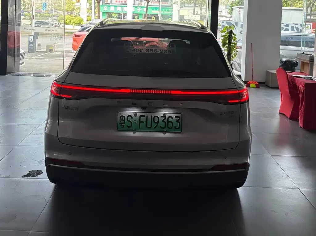 Geely Galaxy Xingjian 7 — фото 10
