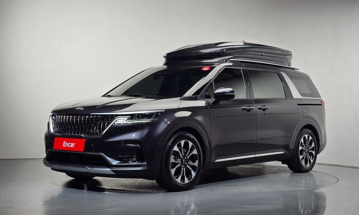 Kia Carnival — фото 1