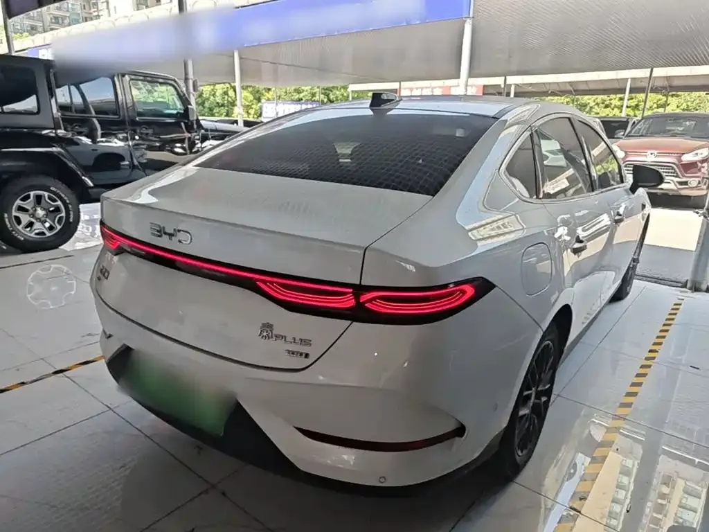 BYD Qin PLUS — фото 8