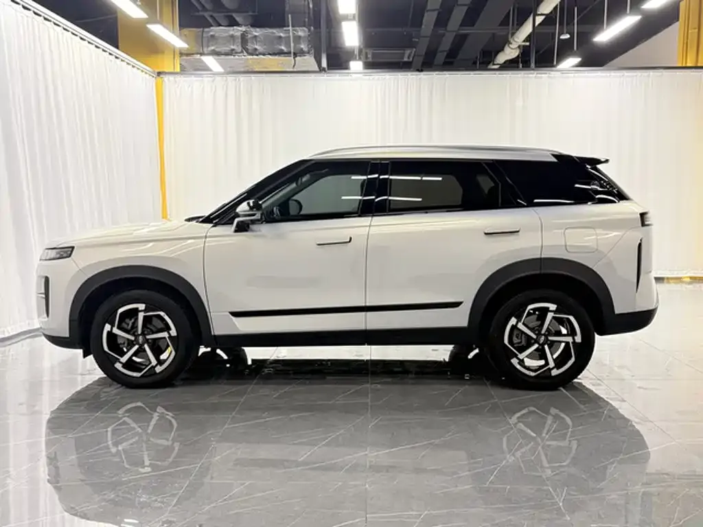 Chery Tiggo 7 — фото 8