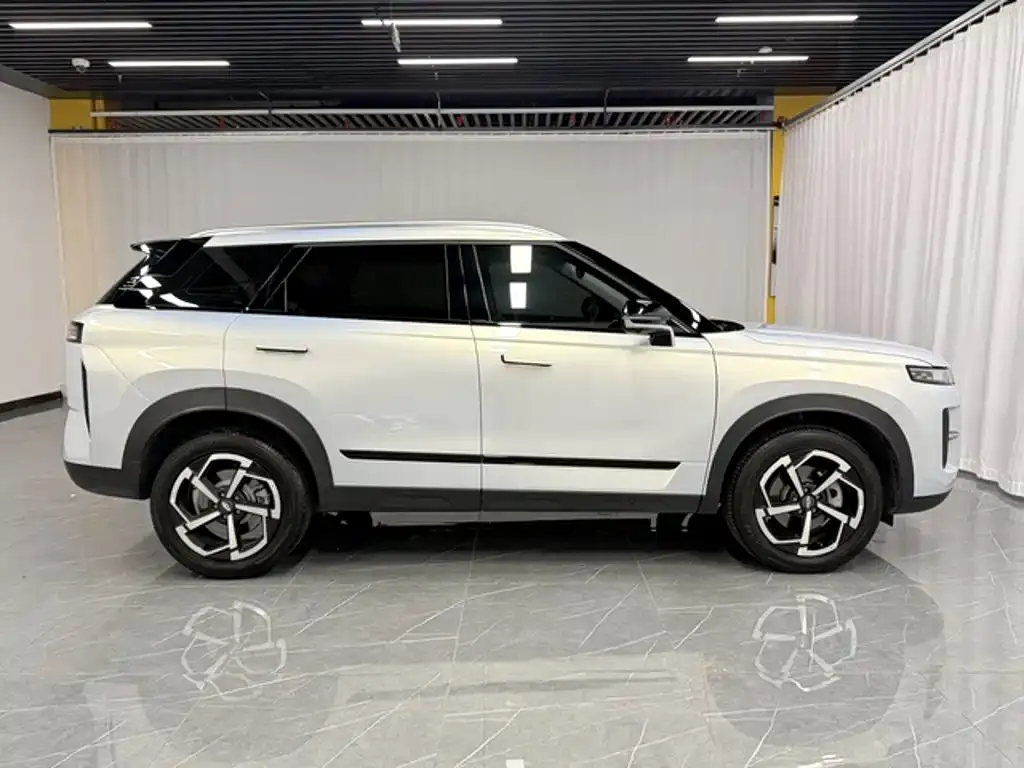 Chery Tiggo 7 — фото 9