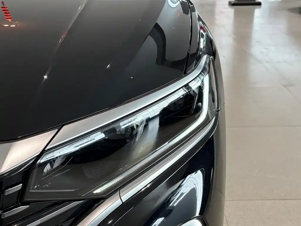 Volkswagen 帕萨特插电混动 — фото 3