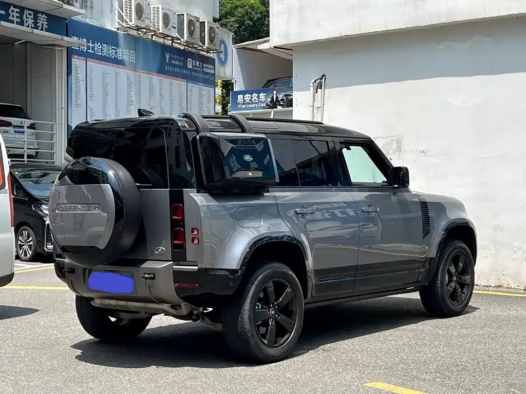 Land Rover Defender — фото 7