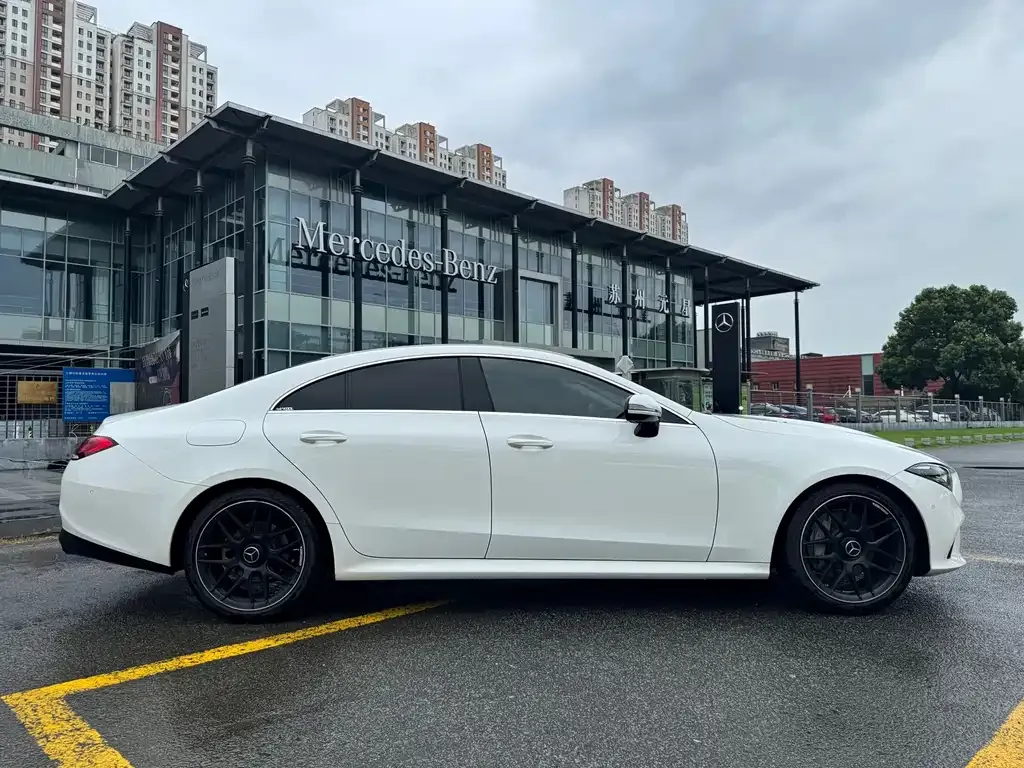 Mercedes-Benz CLS — фото 3