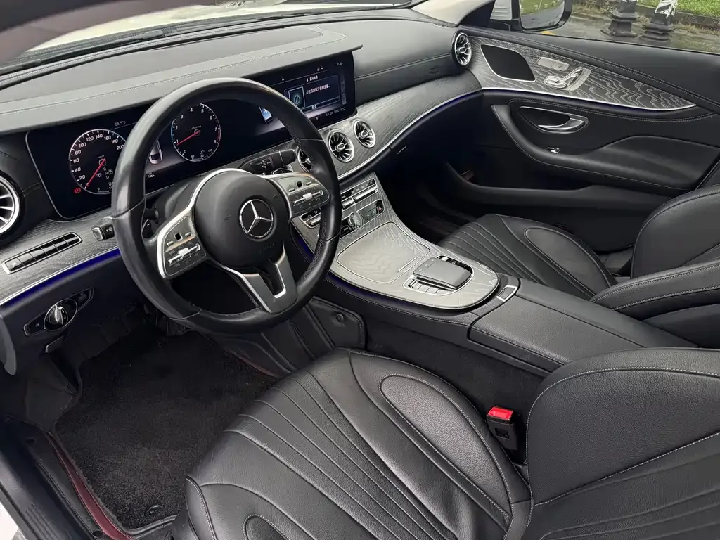 Mercedes-Benz CLS — фото 4