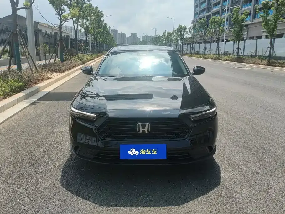 Honda Accord — фото 6