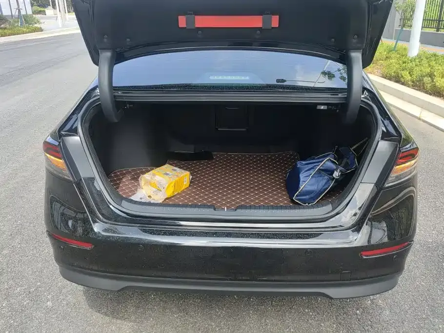 Honda Accord — фото 4