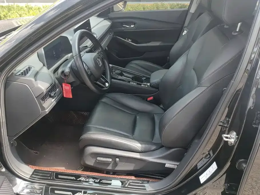 Honda Accord — фото 2