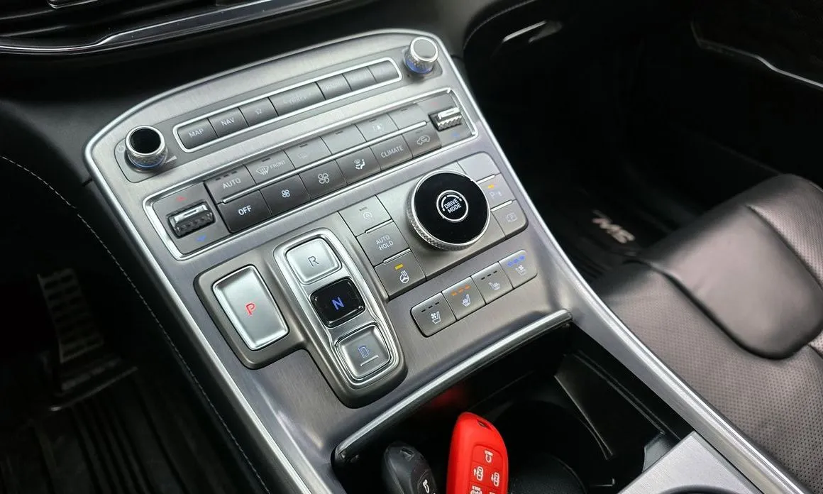 Hyundai Santafe — фото 10