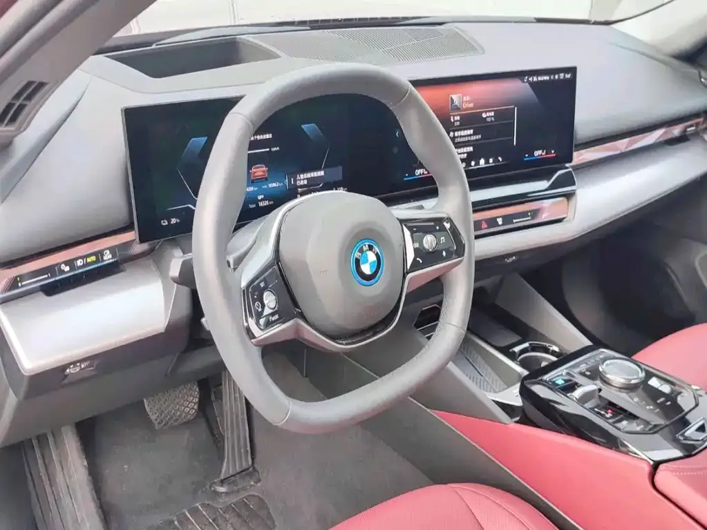 BMW i5 — фото 10