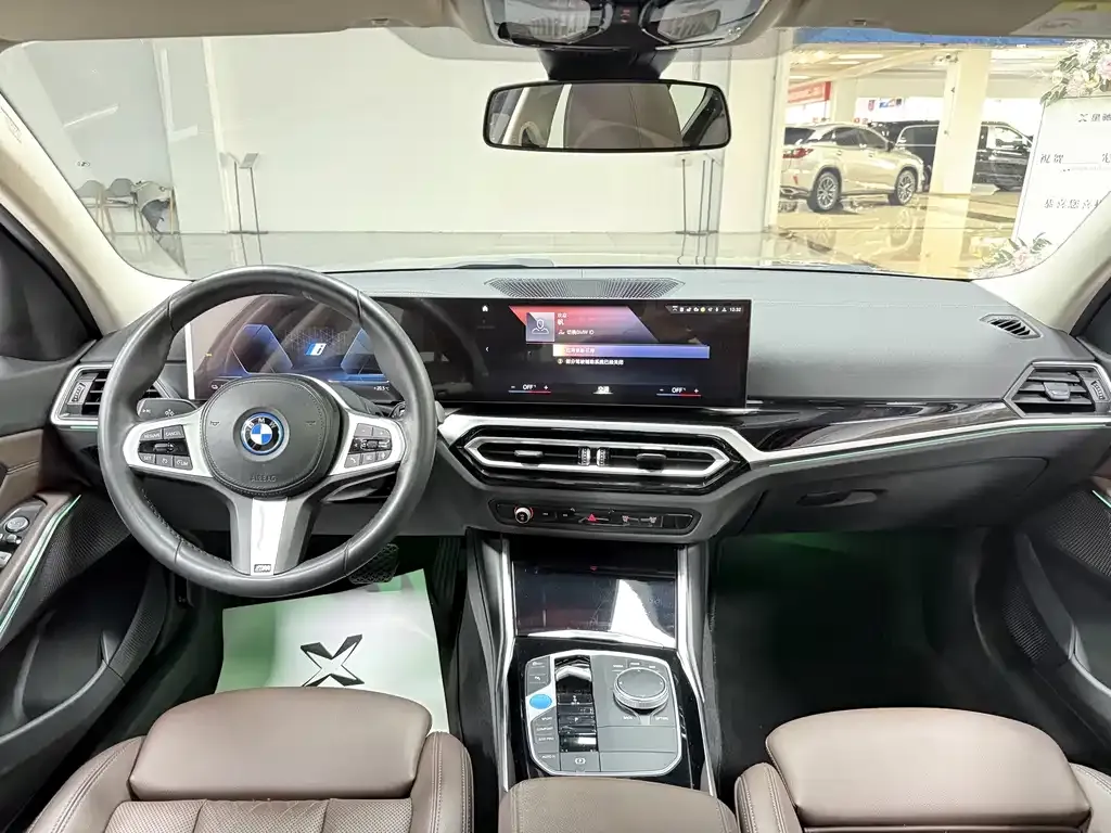 BMW i3 — фото 2