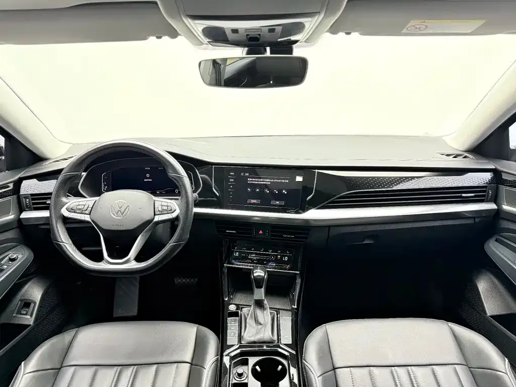 Volkswagen Passat — фото 6
