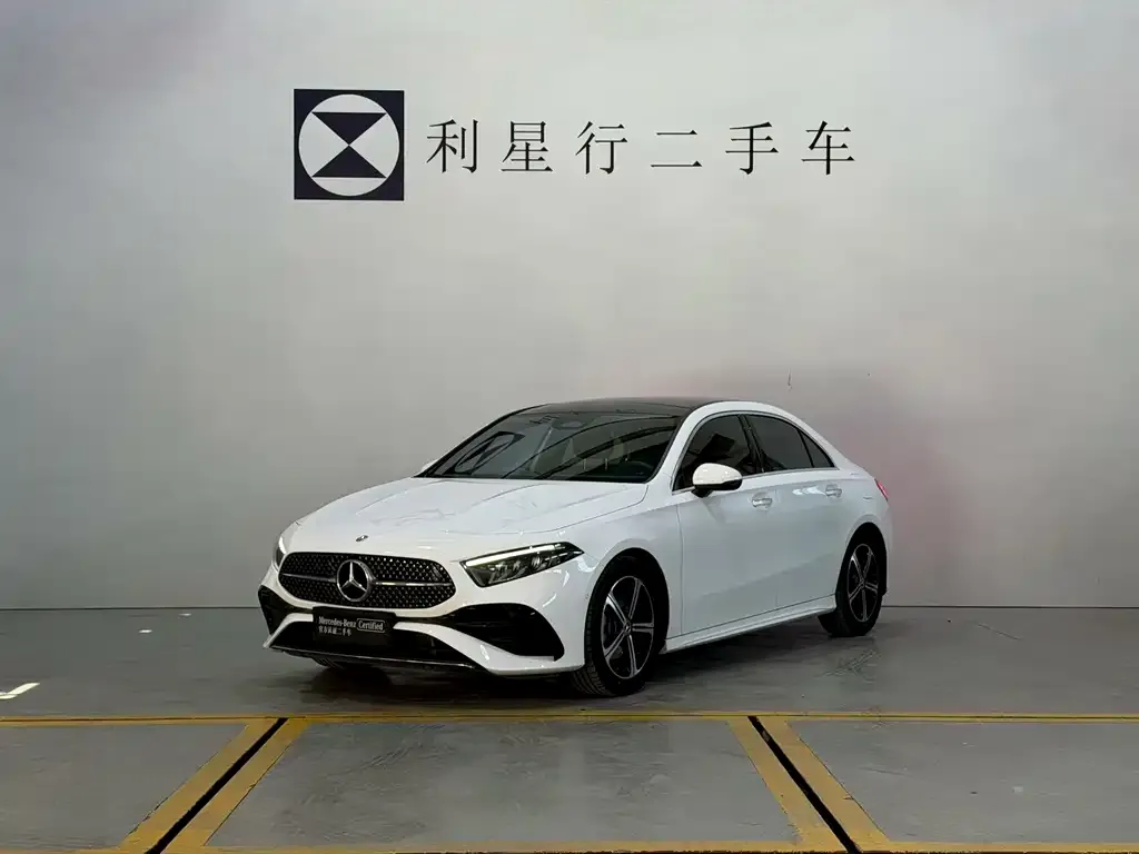 Mercedes-Benz A-Class — фото 1