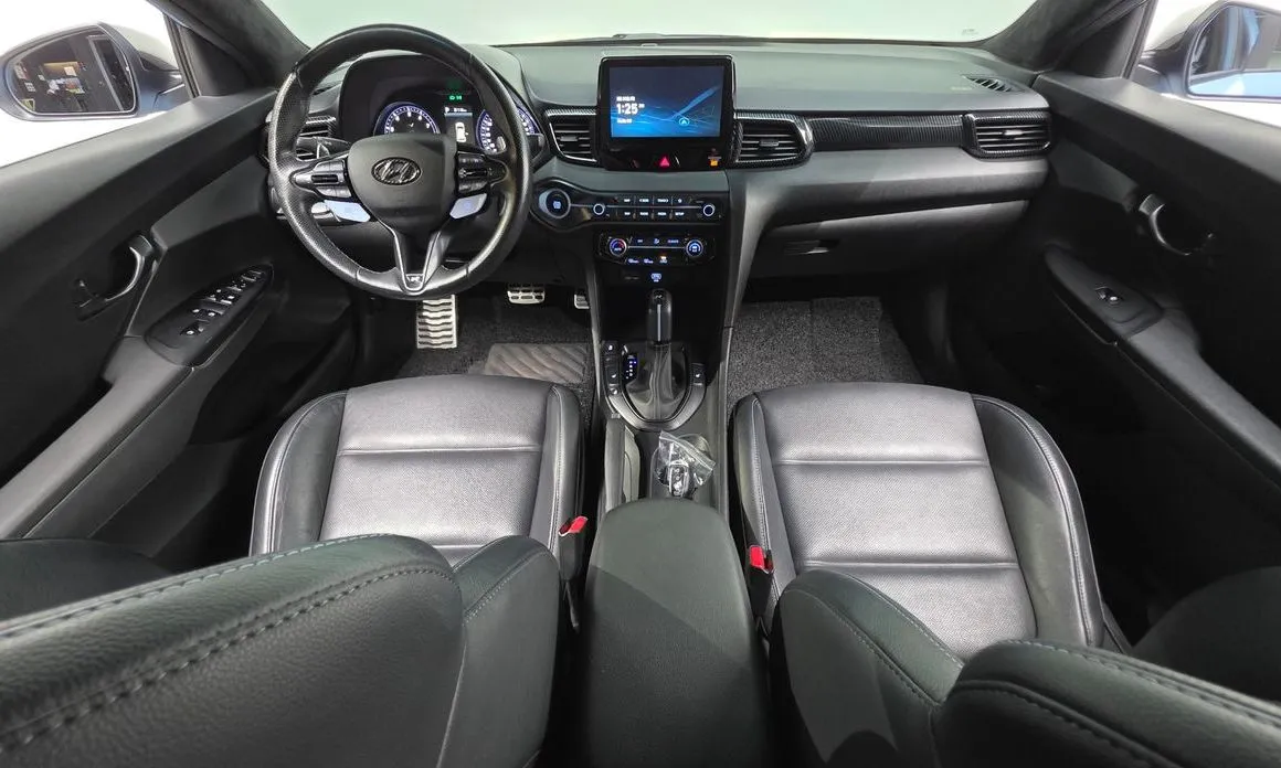 Hyundai Veloster — фото 9