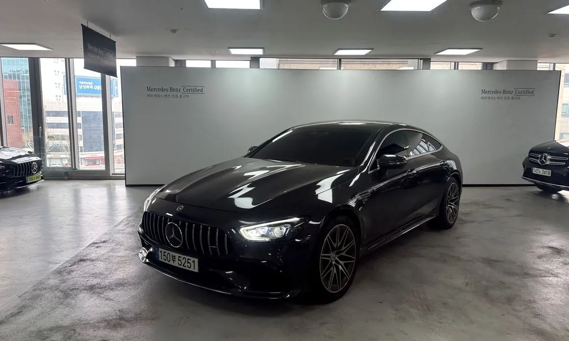 Mercedes-Benz AMG GT — фото 1