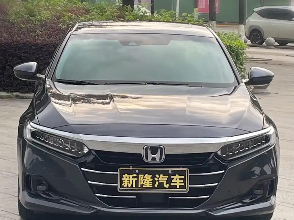 Honda Accord — фото 3
