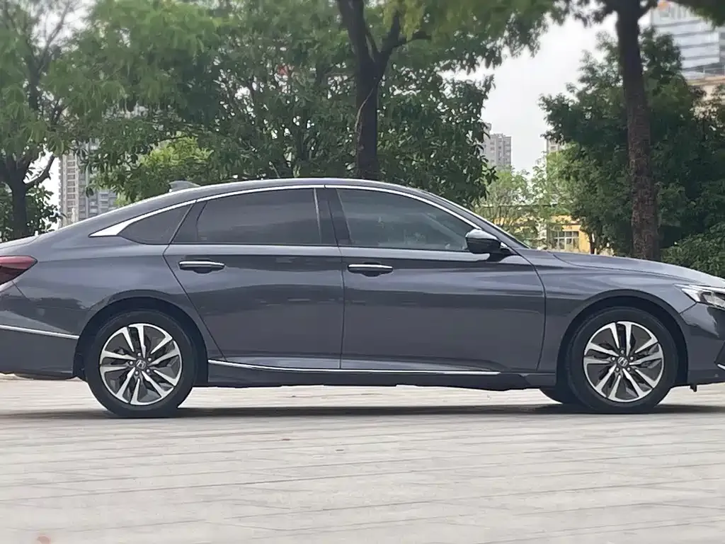 Honda Accord — фото 2