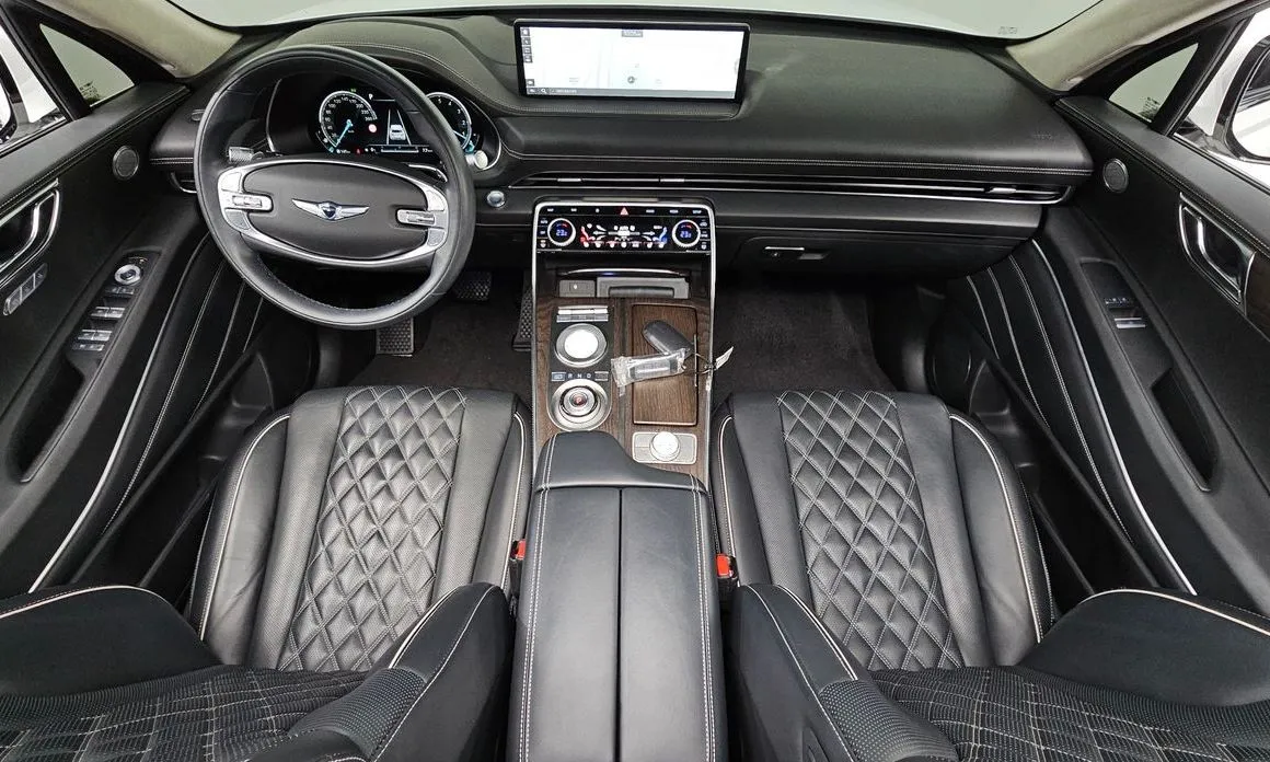 Genesis GV80 — фото 10
