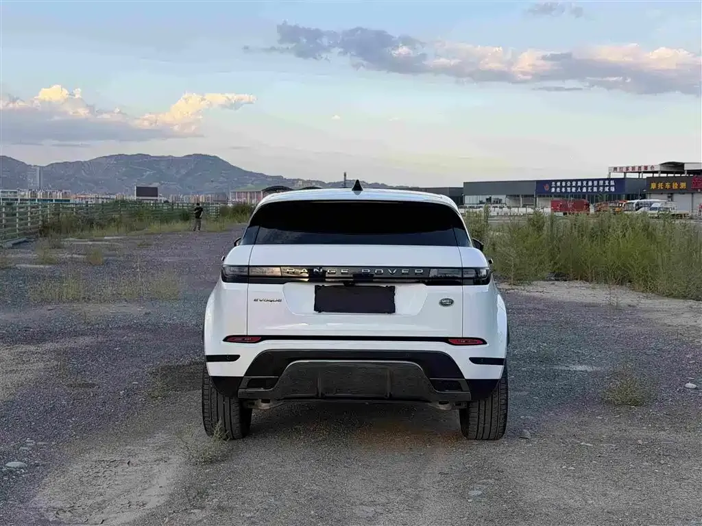 Land Rover Evoque — фото 9