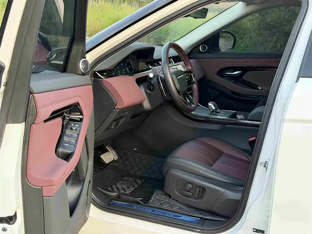 Land Rover Evoque — фото 10
