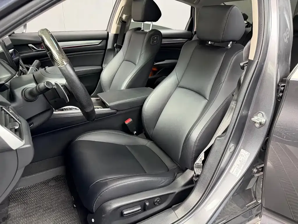 Honda Accord — фото 3