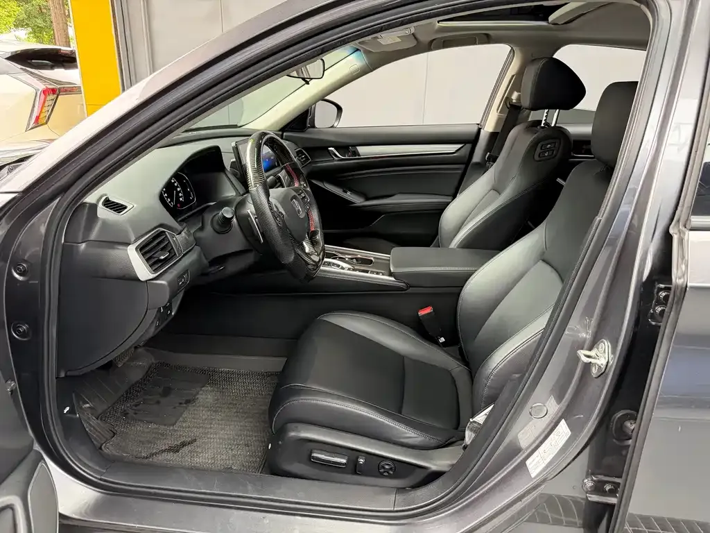 Honda Accord — фото 4